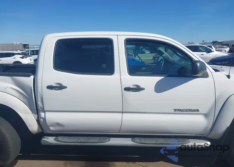 2010 Toyota Tacoma Prerunner V6 z USA, uszkodzony, nr VIN 3TMJU4GNXAM108478